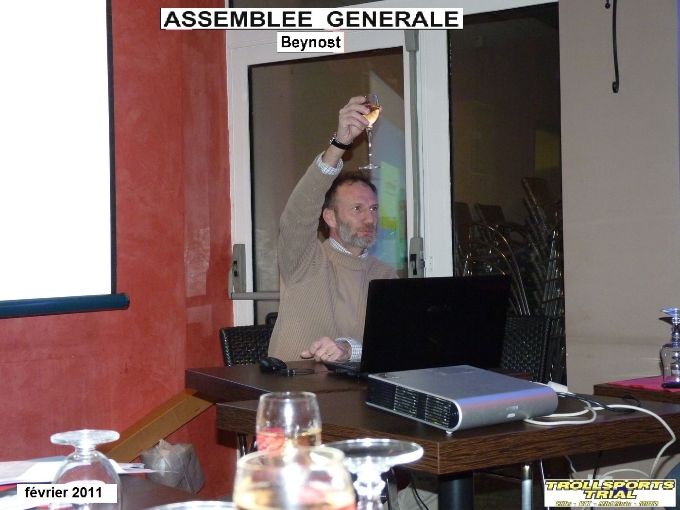 assemblee_gene/img/2011 02 AG trollsports trial 38.JPG